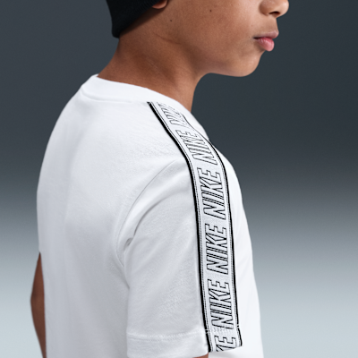 Nike Sportswear-T-shirt til større børn