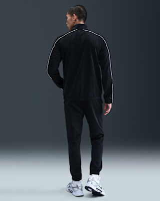 Nike Sportswear Club