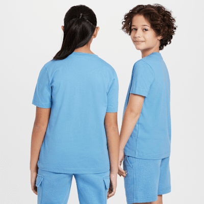 Nike Sportswear Older Kids' T-Shirt