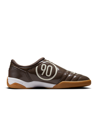 Nike Total 90