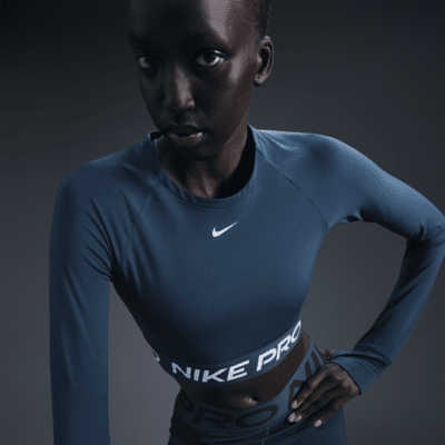 Nike Pro Dri-FIT korte top met lange mouwen voor dames