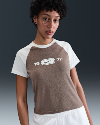 Женская футболка Nike Sportswear Chill Knit Slim Graphic