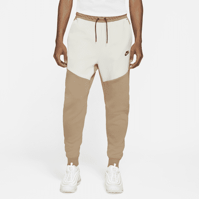 nike tech fleece beige