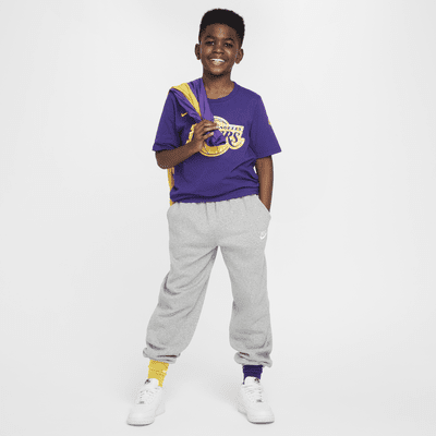 Los Angeles Lakers Essential Older Kids' (Boys') Nike NBA T-Shirt