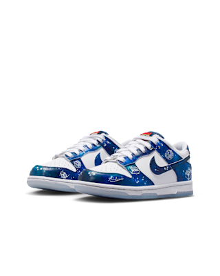 Nike Dunk 低筒鞋 x 樂高® 系列