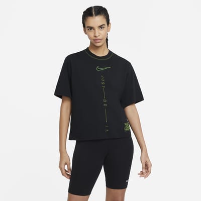 nike gym t shirts women's