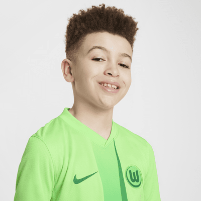 VfL Wolfsburg 2024/25 Stadium Home Older Kids' Nike Dri-FIT Football Replica Shirt