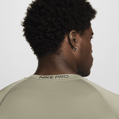 Haut de fitness ajusté à manches longues Dri-FIT Nike Pro pour homme