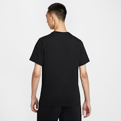 Nike Sportswear 男款 T 恤
