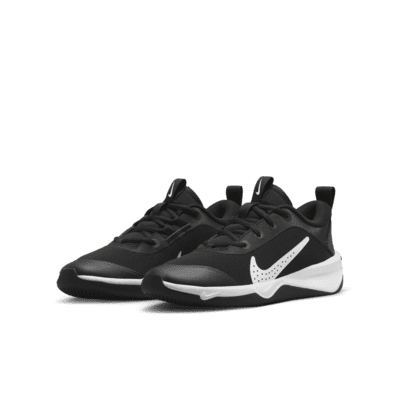 Sálové boty Nike Omni Multi-Court pro větší děti