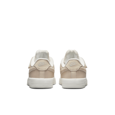 Nike Force 1 Low SE EasyOn Little Kids' Shoes