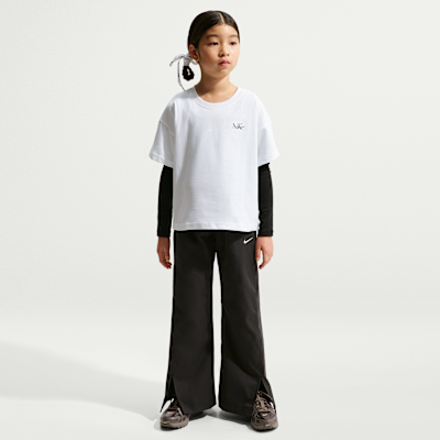 Nike Sportswear Older Kids' (Girls') Boxy T-Shirt