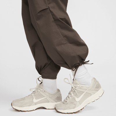 Nike Sportswear Pantalón de tejido Woven - Mujer