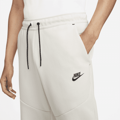 nike pistachio joggers