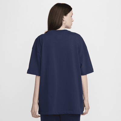 Nike Sportswear Essential Women's Oversized T-Shirt