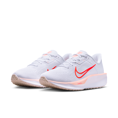 Tenis de correr en pavimento para mujer Nike Quest 6