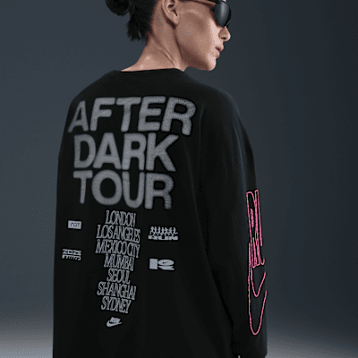 Playera de manga larga con gráficos oversized para mujer Nike