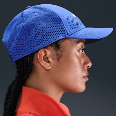 Nike Dri-FIT ADV Club Structured Swoosh Cap