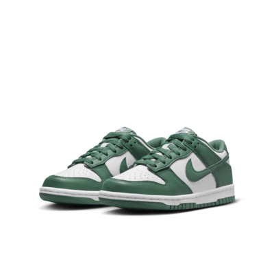 Nike Dunk 低筒大童鞋款