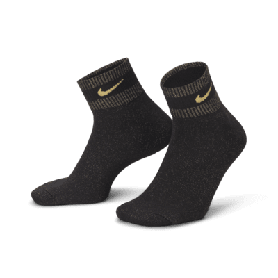 Nike Everyday Essentials Metallic Ankle Socks (1 Pair). Nike IL