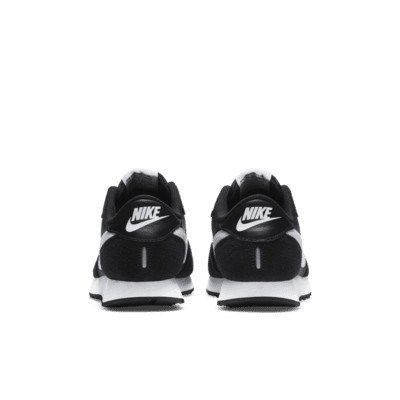 Nike MD Valiant Older Kids' Shoe