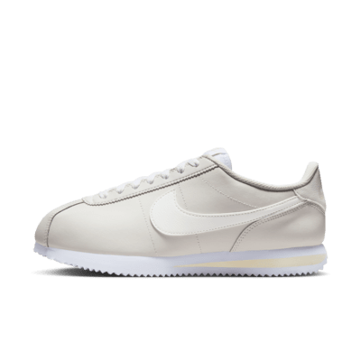 รองเท้าผู้หญิง Nike Cortez Leather