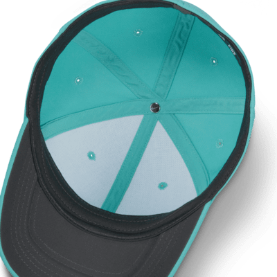 Gorra SwooshFlex estructurada Nike Dri-FIT ADV Rise