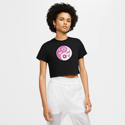 nike sportswear short sleeve top