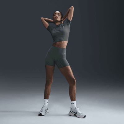 Shorts de ciclismo de cintura alta de 13 cm con sujeción suave para mujer Nike Zenvy