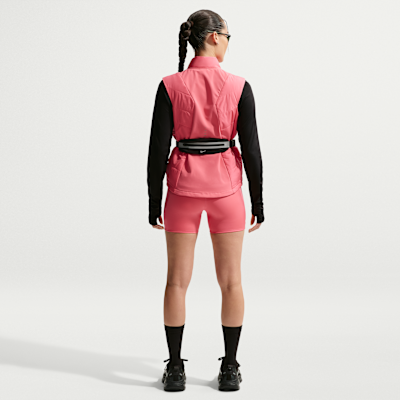 Γυναικείο ψηλόμεσο εφαρμοστό σορτς για τρέξιμο με τσέπες 10 cm Nike Swift