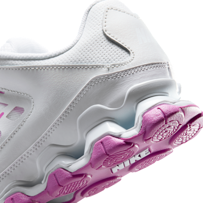 나이키 리액스 8 TR 여성 운동화