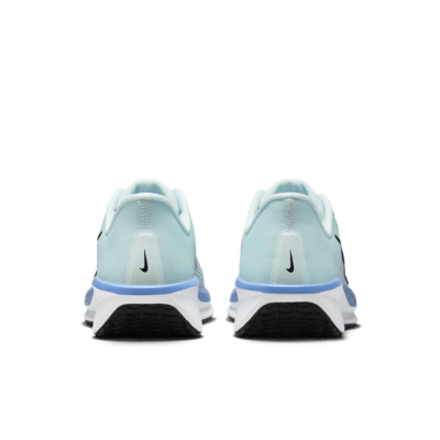 Tenis de correr en pavimento para mujer Nike Quest 6