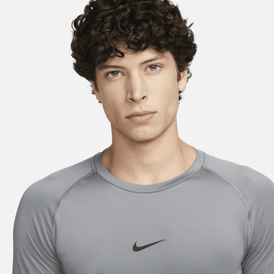 Haut de fitness ajusté à manches longues Dri-FIT Nike Pro pour homme