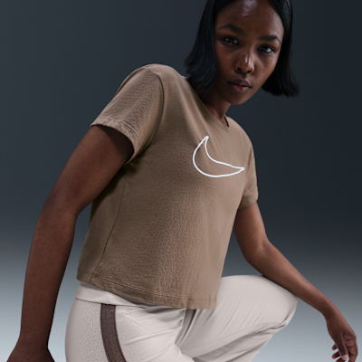 Playera de manga corta con gráfico para mujer Nike Sportswear