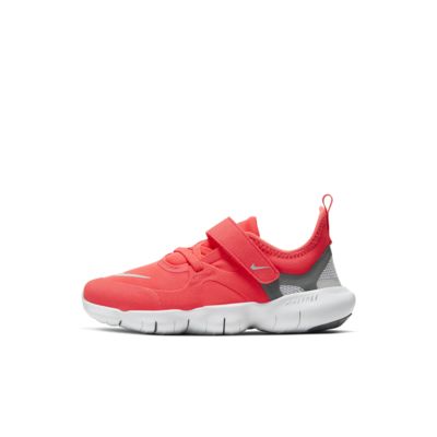 red nike free shoes