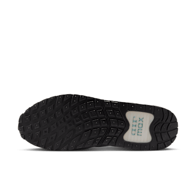 Nike College Air Max Verse (Baylor) Men's Shoes