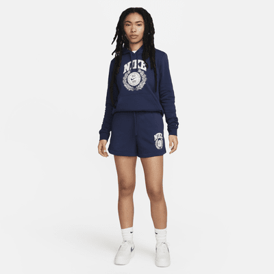 Shorts con gráfico de tiro medio para mujer Nike Sportswear Club Fleece