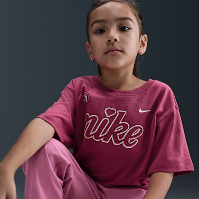 Playera para niños talla pequeña Nike Cozy