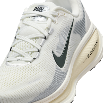 Nike Vomero 18 Women's Road Running Shoes (Extra Wide)