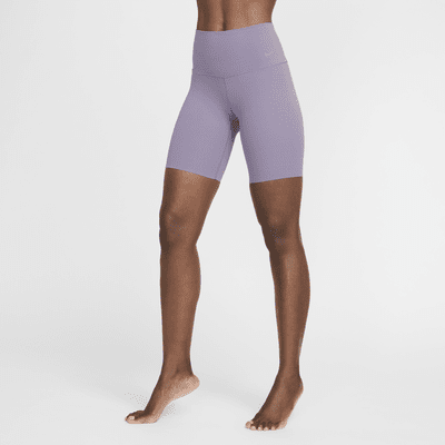 Nike Zenvy Bikeshorts met iets ondersteunende hoge taille voor dames (21 cm)