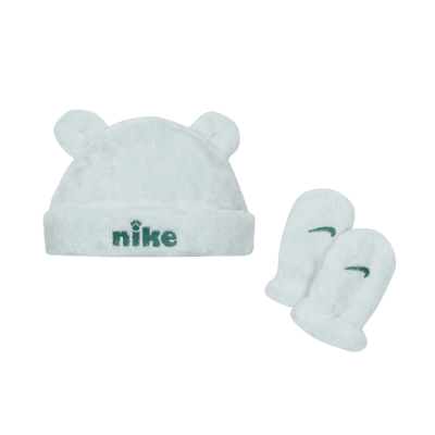 Nike Snow Tracks Pack Baby (12-24M) Beanie Set. Nike.com