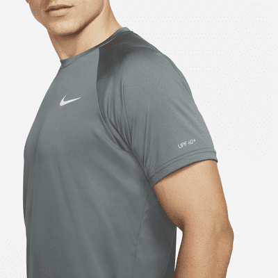 betekenis haar Referendum Nike Essential Men's Short-Sleeve Hydroguard Swim Shirt. Nike.com