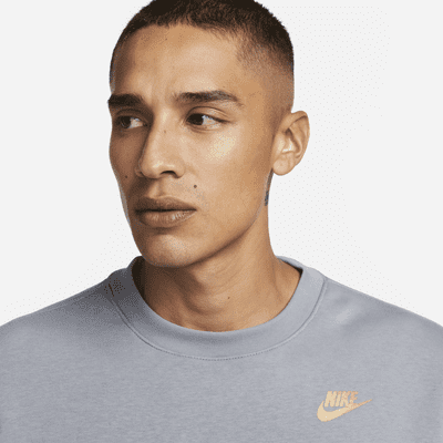 Crew-Neck Sweatshirt. Nike IL
