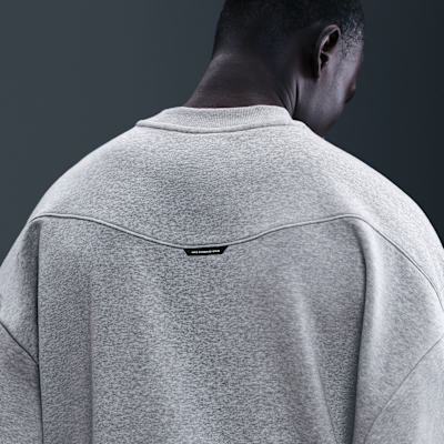Nike Standard Issue Men's Therma-FIT Basketball Crew