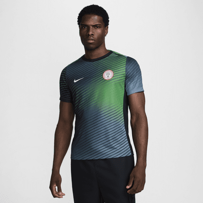 Playera de manga corta de fútbol Nike Dri-FIT para antes del partido para hombre Nigeria Academy Pro