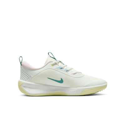 multicolor sneakers nike