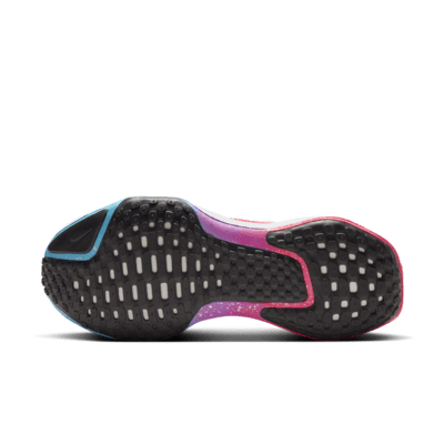 Tenis de correr en carretera para mujer Nike Invincible 3