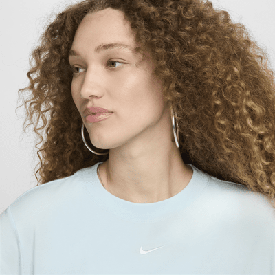 Nike Sportswear Essential Women's T-Shirt