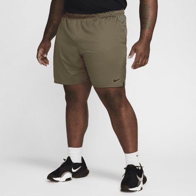 Shorts versátiles sin forro Dri-FIT de 18 cm para hombre Nike Totality