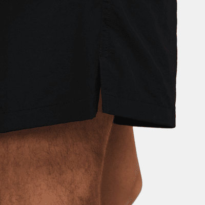 Nike Club Men's Woven Colour-Blocked Shorts